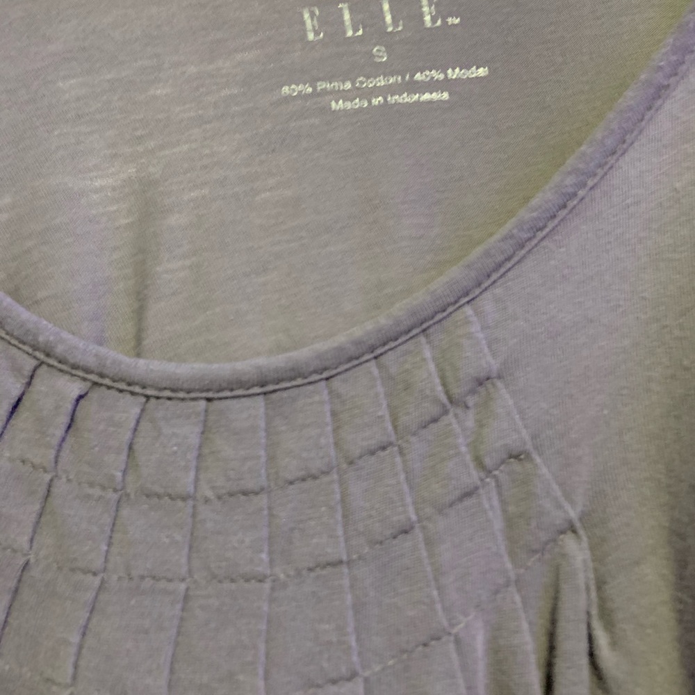 Shirt - Picture 2 of 2